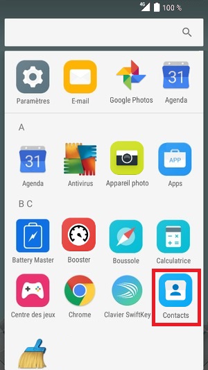 Accéder au menu Contacts