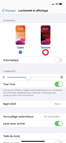 Activer le mode sombre manuellement
