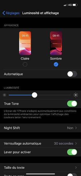 Activer le mode sombre manuellement