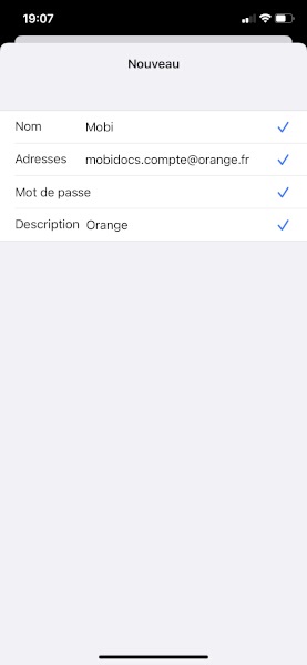 Comment ajouter un autre compte e-mail ?